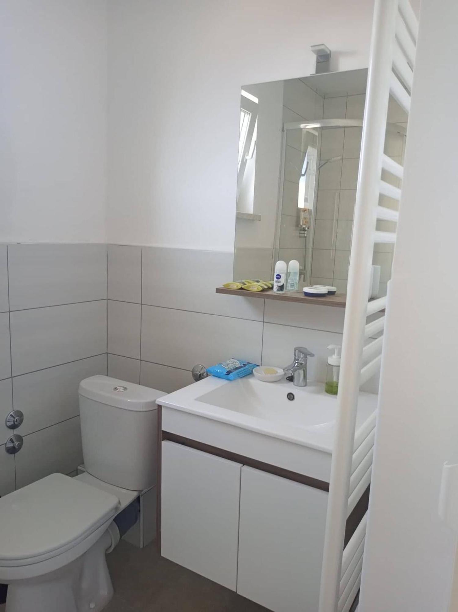 וואראז'דין Lovely Flat, City Center With Free Parking מראה חיצוני תמונה