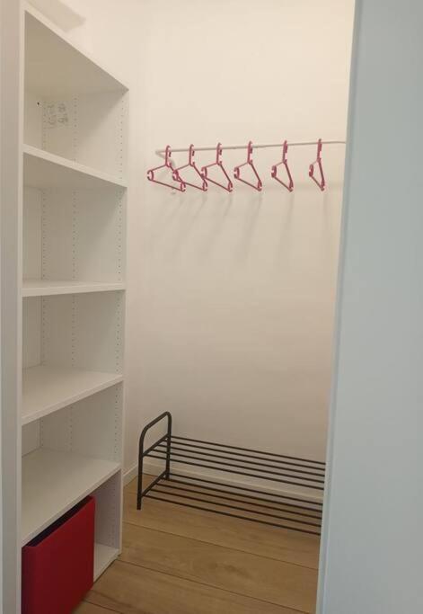 וואראז'דין Lovely Flat, City Center With Free Parking מראה חיצוני תמונה